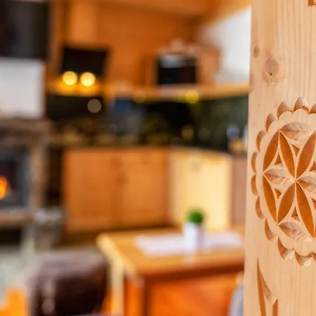 Ze Hej Z Sauna Lub Kominkiem * زاكوباني