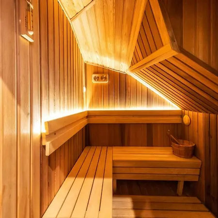Ze Hej Z Sauna Lub Kominkiem شاليه *