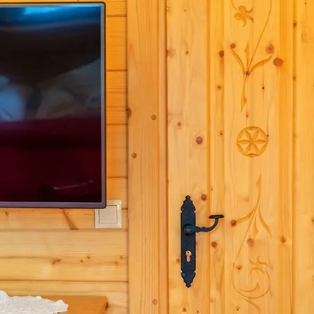 Domki Ze Hej Z Sauna Lub Kominkiem